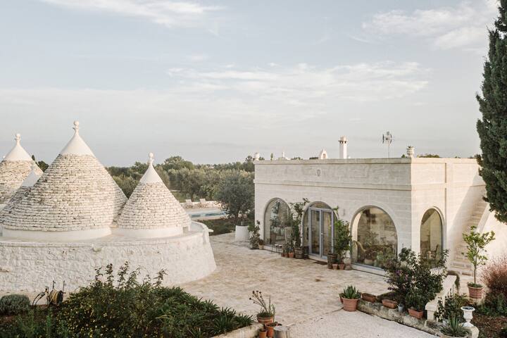 Masseria Silentio with Trullo & Pool in Ostuni gallery image 4