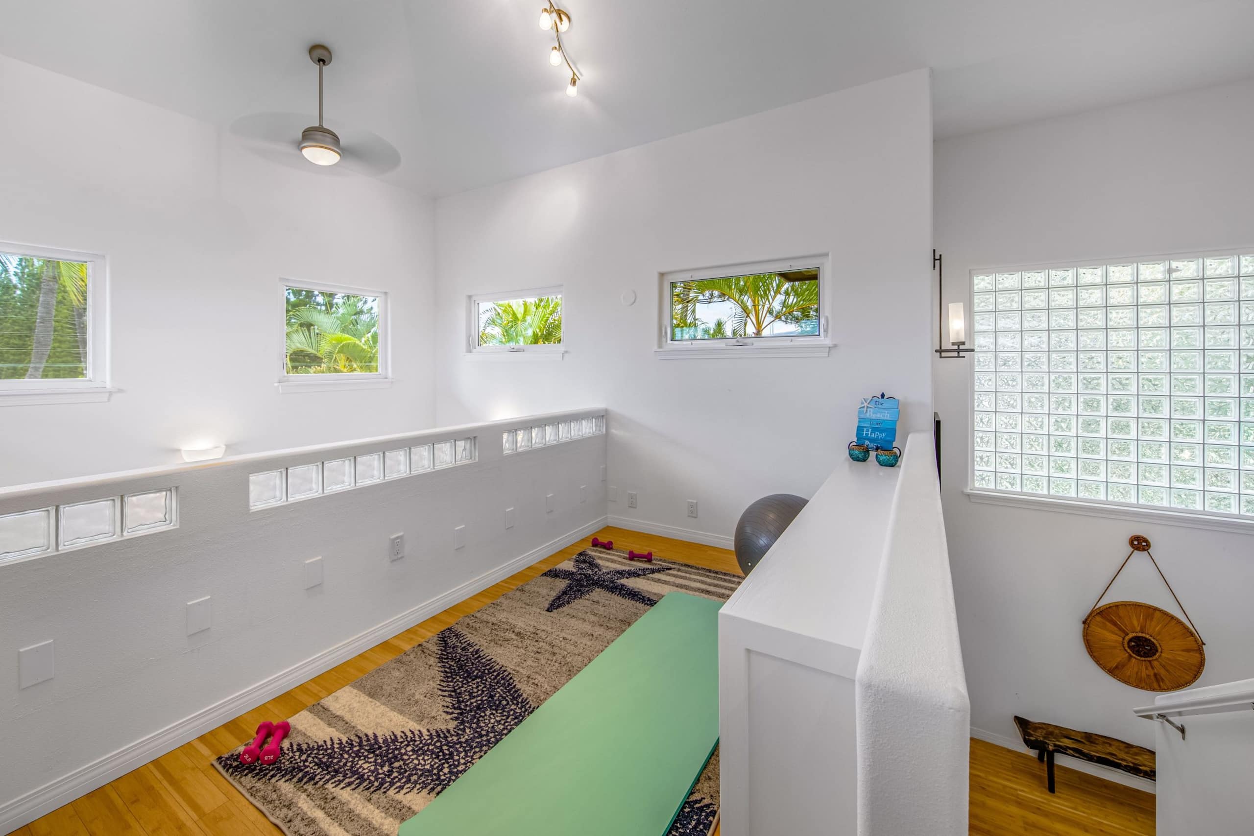 Home in Kailua-Kona · ★5.0 · 3 bedrooms · 3 beds · 3 baths - Image 23