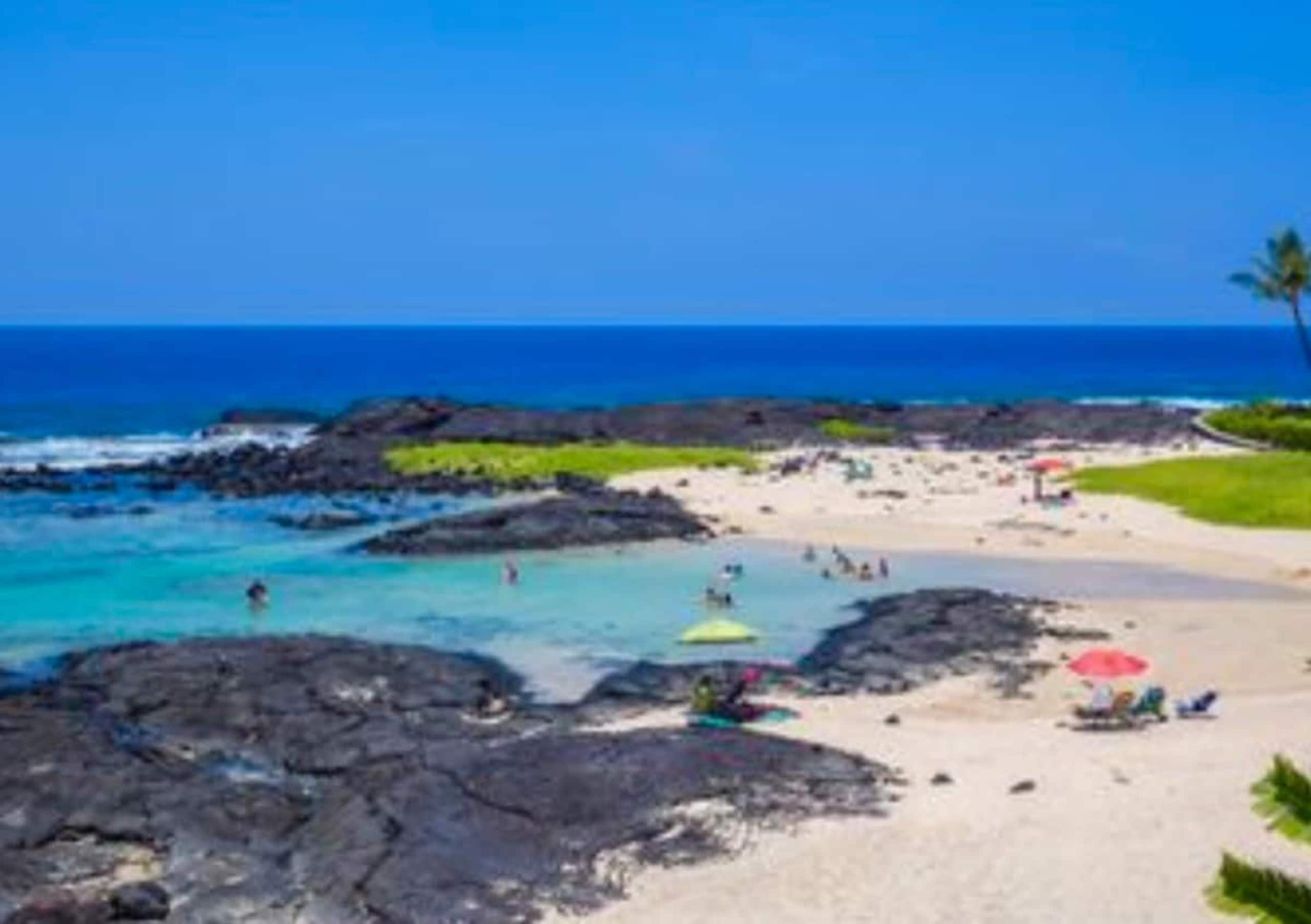 Home in Kailua-Kona · ★5.0 · 3 bedrooms · 3 beds · 3 baths - Image 17