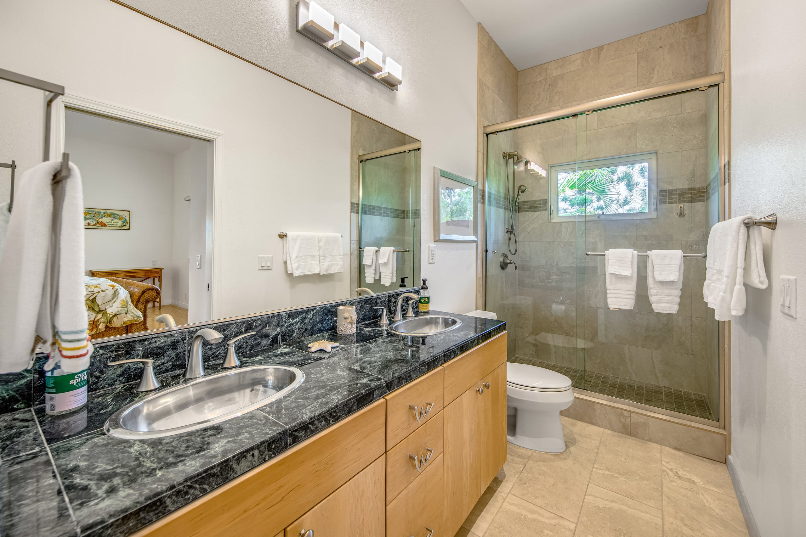 Home in Kailua-Kona · ★5.0 · 3 bedrooms · 3 beds · 3 baths - Image 21