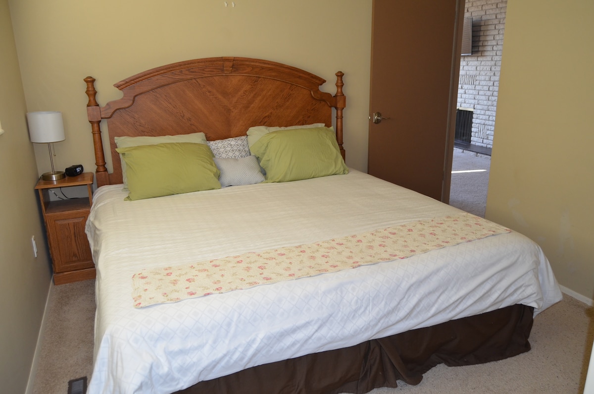 חדר שינה מס '1 למעלה 