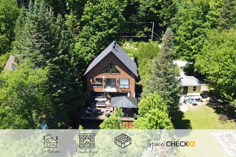Aux 4 Foyers | AC | Spa & View on Lake | BBQ&Boats