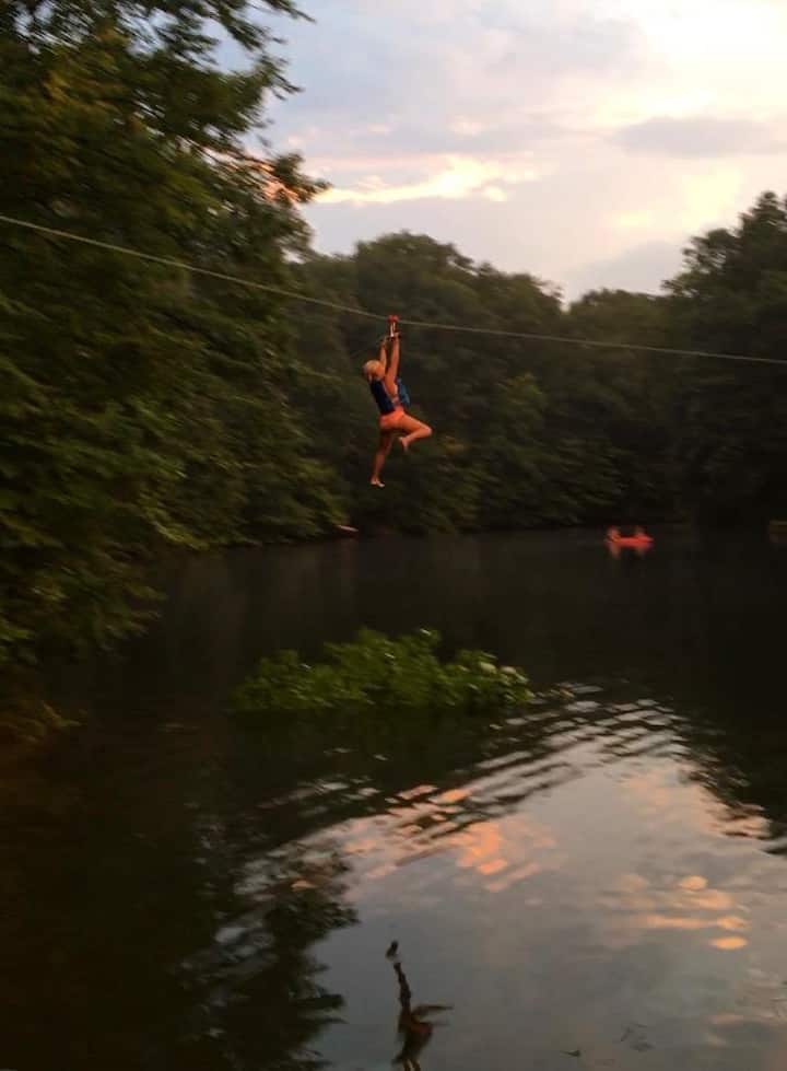 Forest Freedom Lake. WiFi Houses for Rent in Hope, Indiana, United