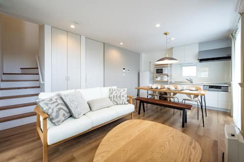 [Newly built house I] Very popular and great value for 3 or more people! 4-minute walk from Takasaki