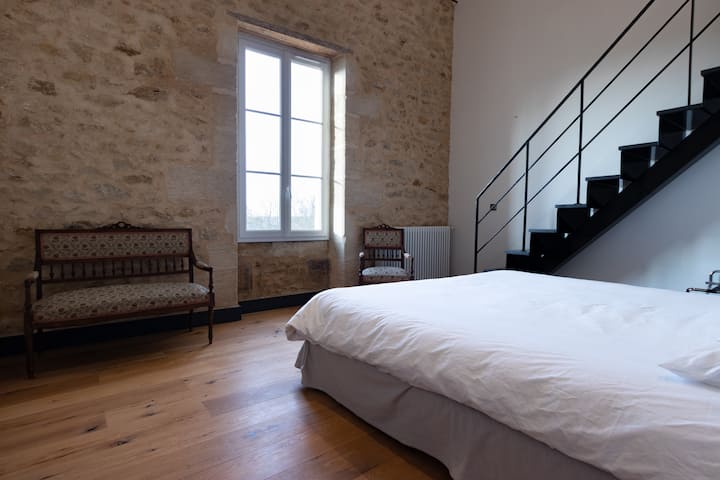 جناح بغرفة نوم رئيسية