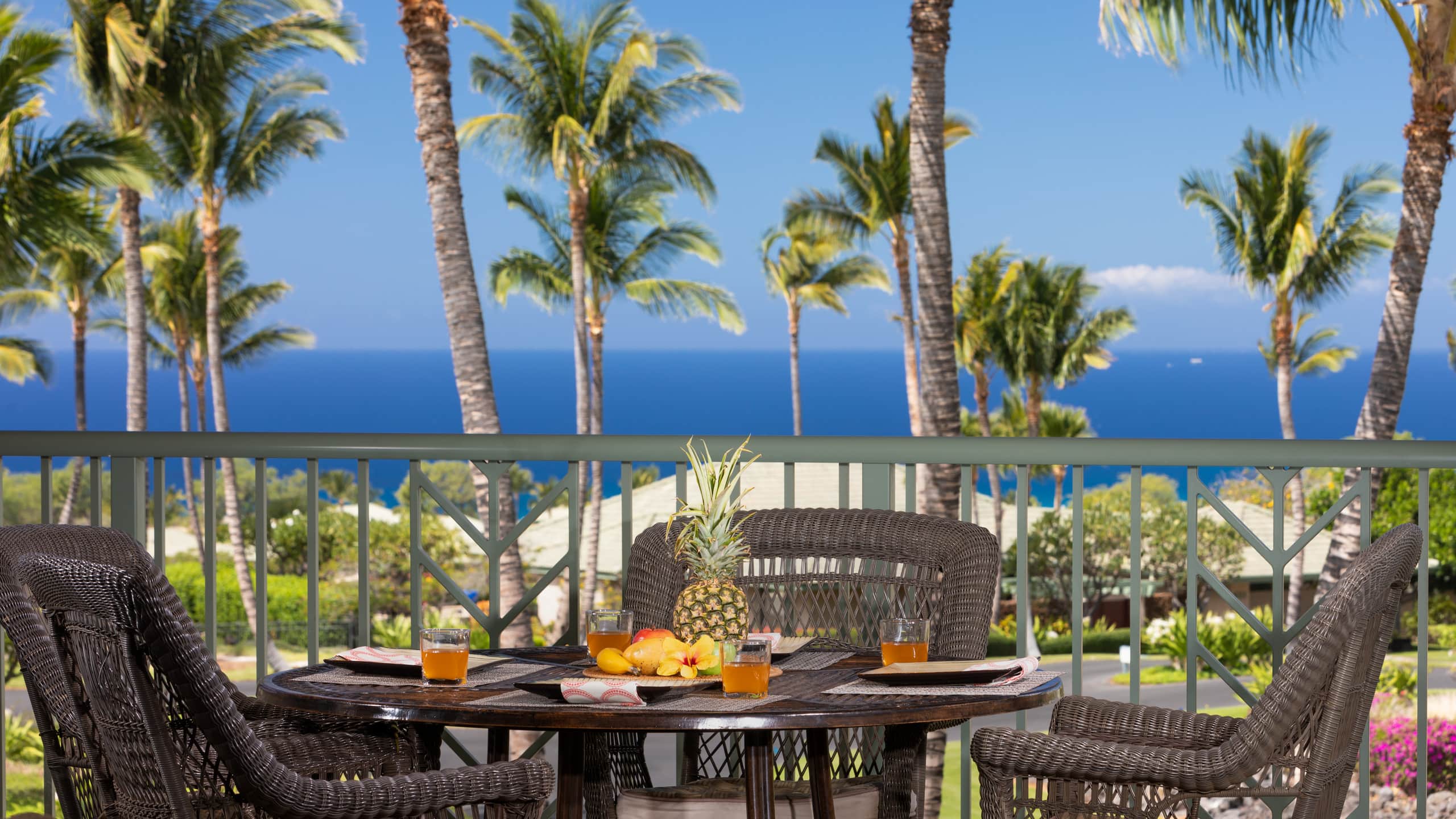 Condo in Waimea · ★4.94 · 3 bedrooms · 5 beds · 3 baths - Image 28