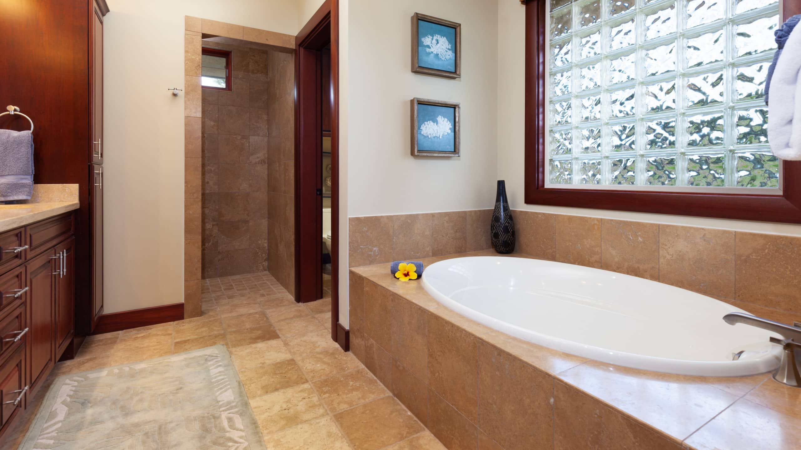 Condo in Waimea · ★4.94 · 3 bedrooms · 5 beds · 3 baths - Image 22