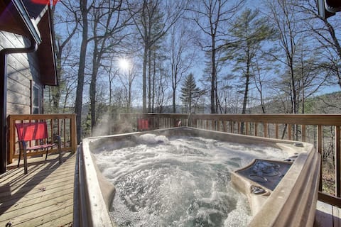 Dog-Friendly Wood Cabin - Summer Vacation, Hot Tub