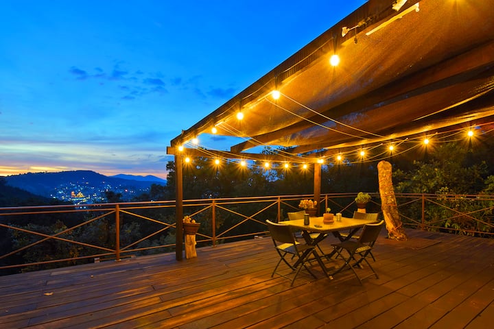 SPECTACULAR ECOLOGICAL cabin with a WONDERFUL view