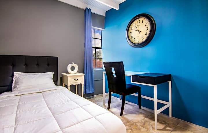 غرفة النوم 2