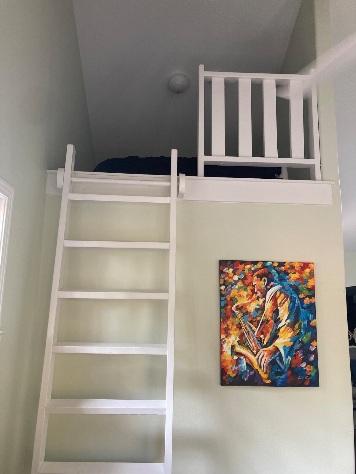 Central Austin Treehouse Studio Apt