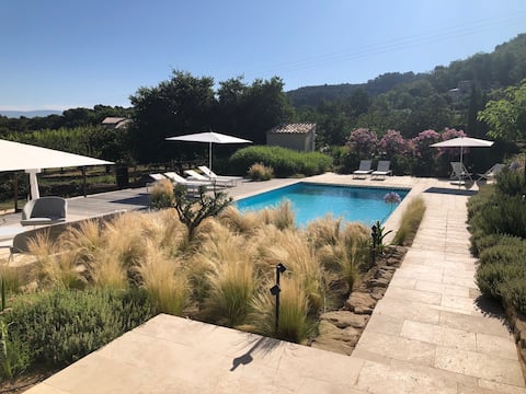 Le Vieux Cerisier – air-conditioned, heated pool