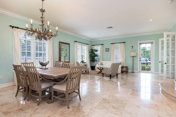Waterfront House on Las Olas Isles with Spa! gallery image 4