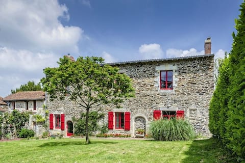 "Les Roussières", beautiful home full of character…