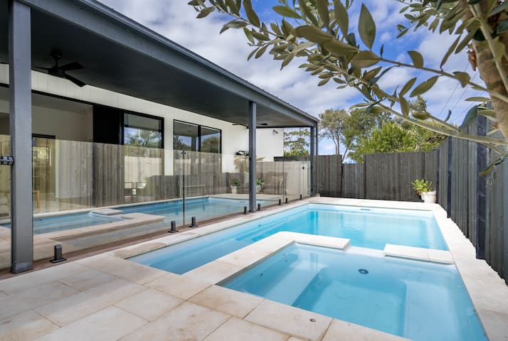 RYE Villa – Pool&Spa!