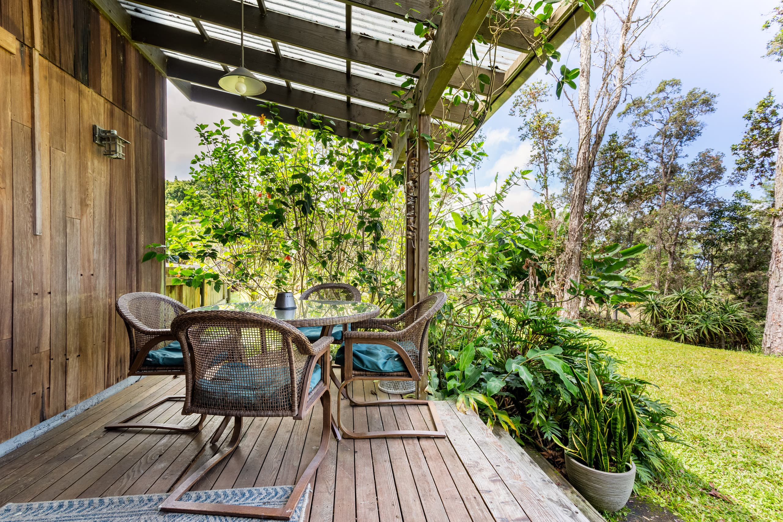 Cozy cloud forest Ohana - Image 17