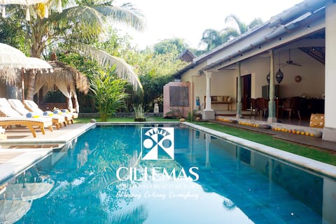 Cili Emas Luxury Pool Villa/Co-living & Co-working