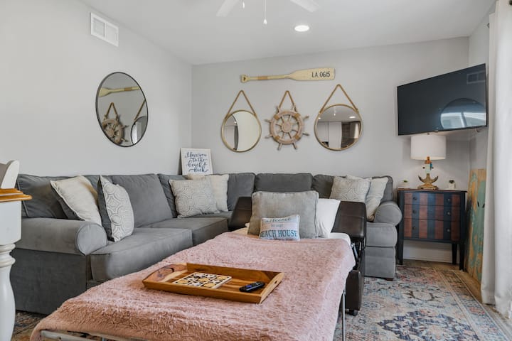 Location, Location, Location, Cute, Cozy, Clean! - Carolina Beach, NC