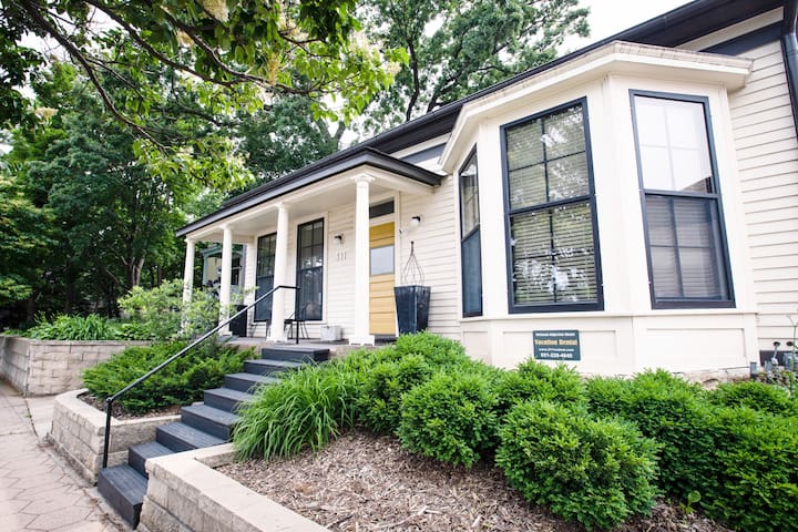 Entire Duplex Steps to Xcel & W7th Hotspots