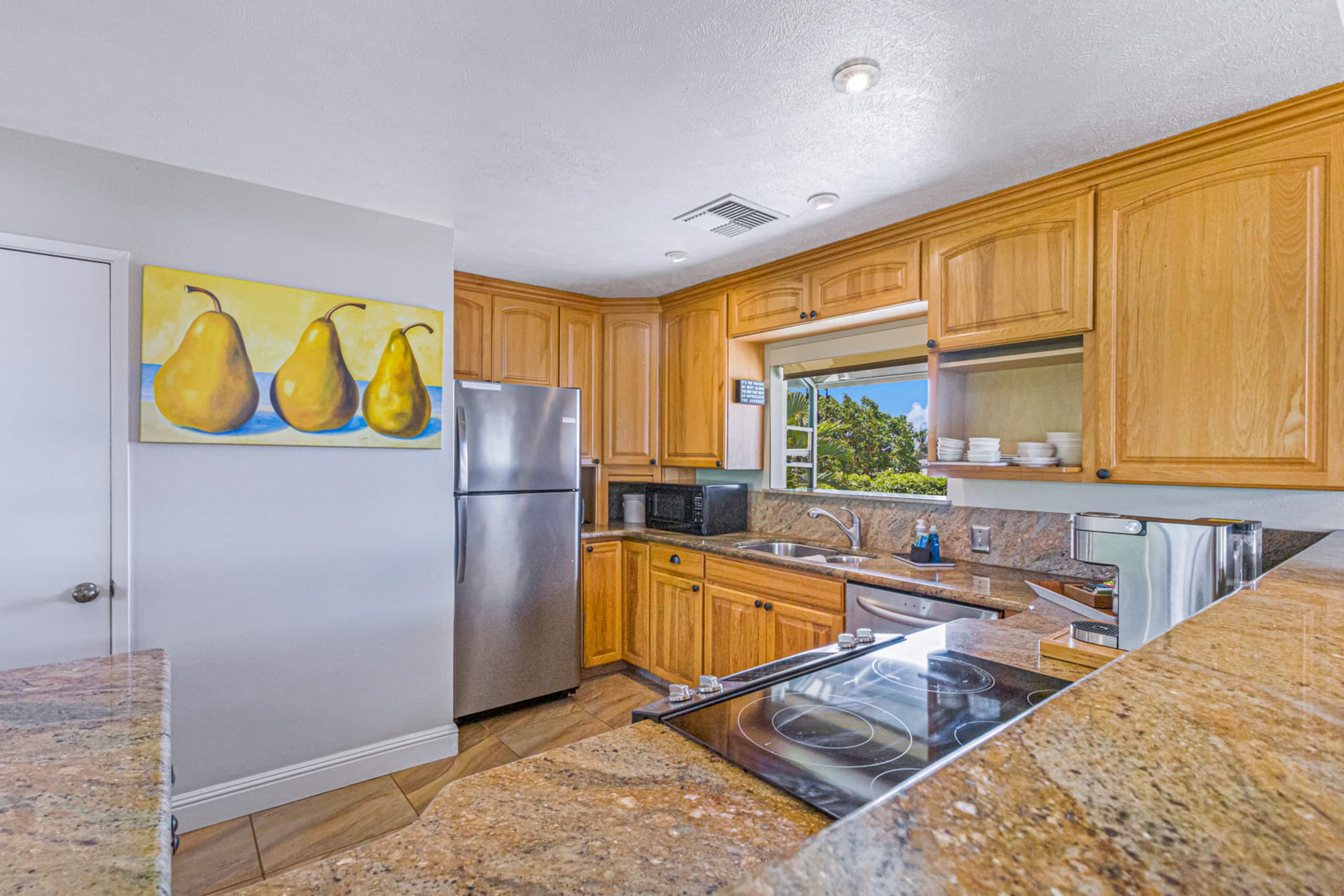 Home in Kihei · ★4.9 · 3 bedrooms · 6 beds · 2.5 baths - Image 23