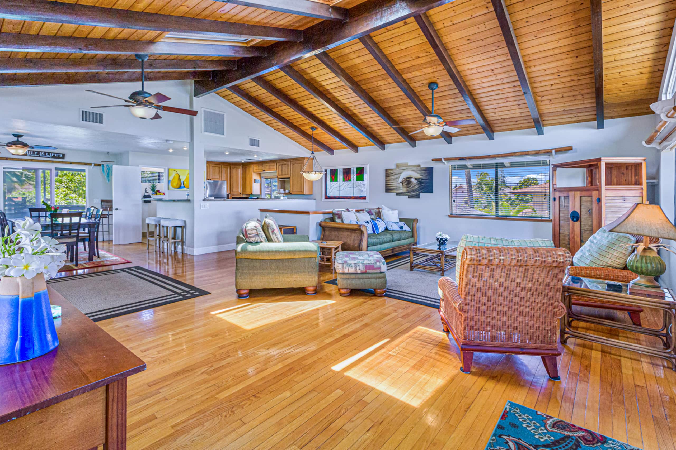 Home in Kihei · ★4.9 · 3 bedrooms · 6 beds · 2.5 baths - Image 11