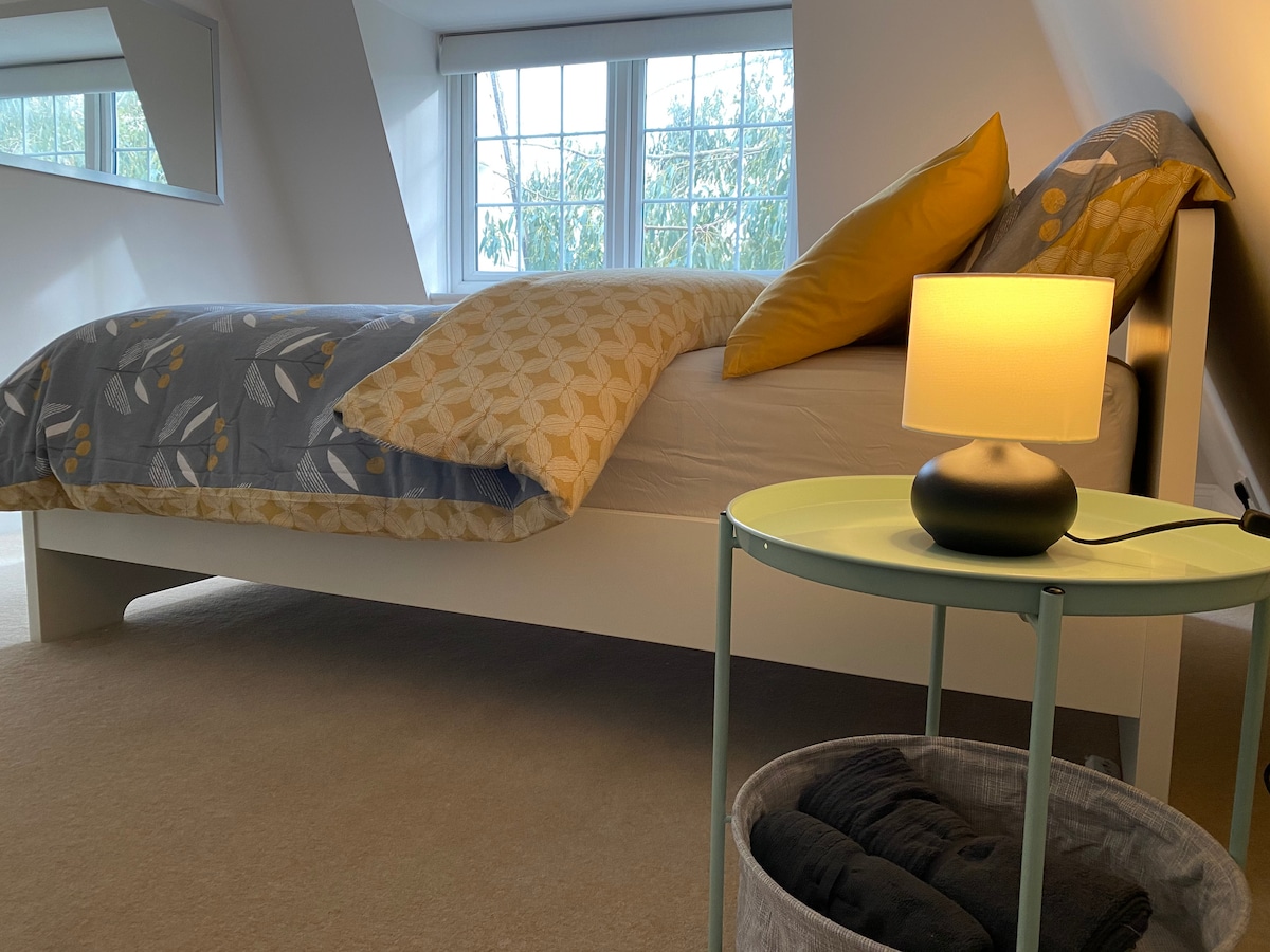 غرفة النوم الرئيسية