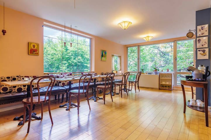 2 Bedrooms in the Upper West Side