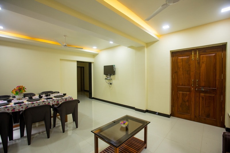 אולם + פינת אוכל