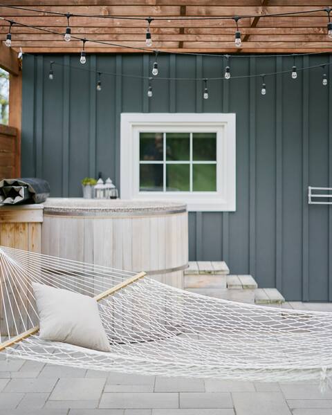 Inn The Orchard, Modern Cottage, private Hot Tub