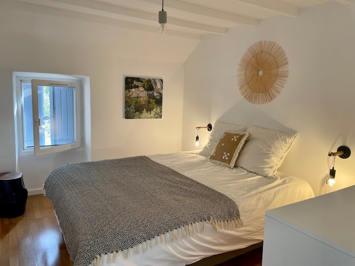 חדר שינה 1 בקומה הראשונה