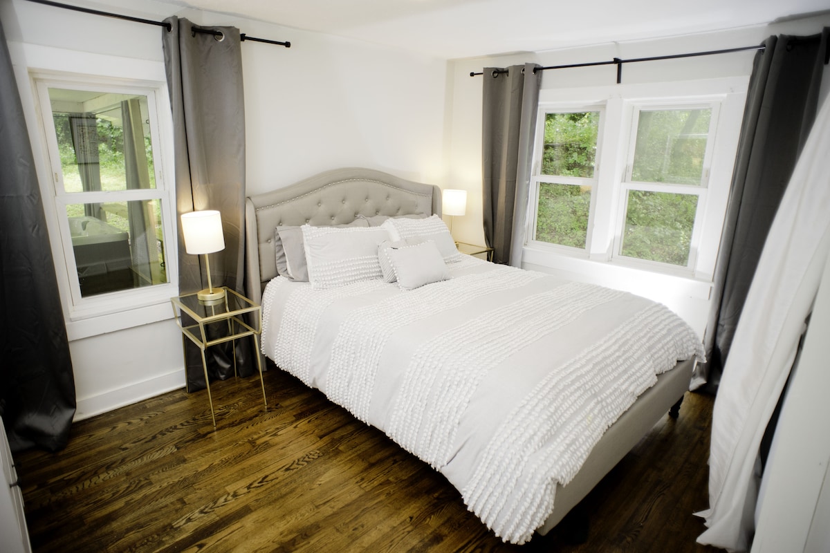 Dhomë gjumi "Queen"