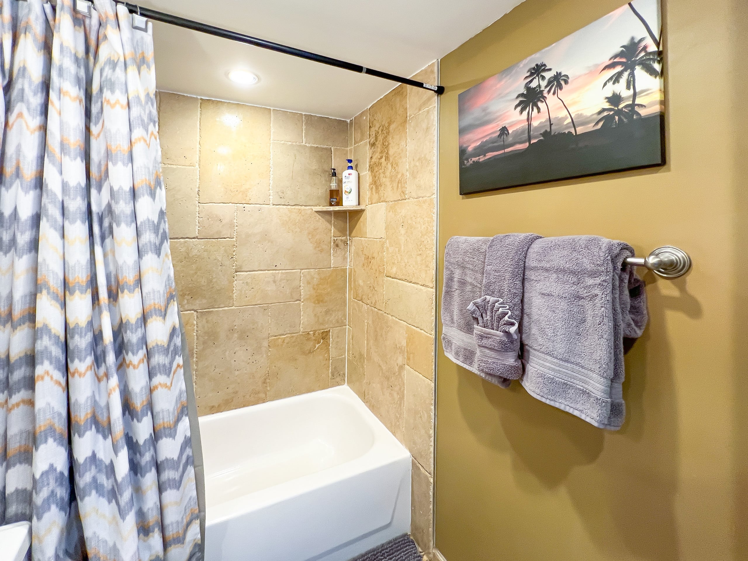 Condo in Kihei · ★4.82 · Studio · 1 bed · 1 private bath - Image 10