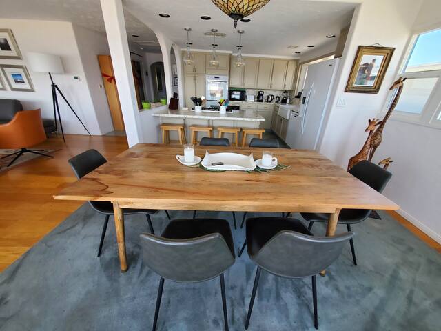 Bay Front Condo gallery image 4