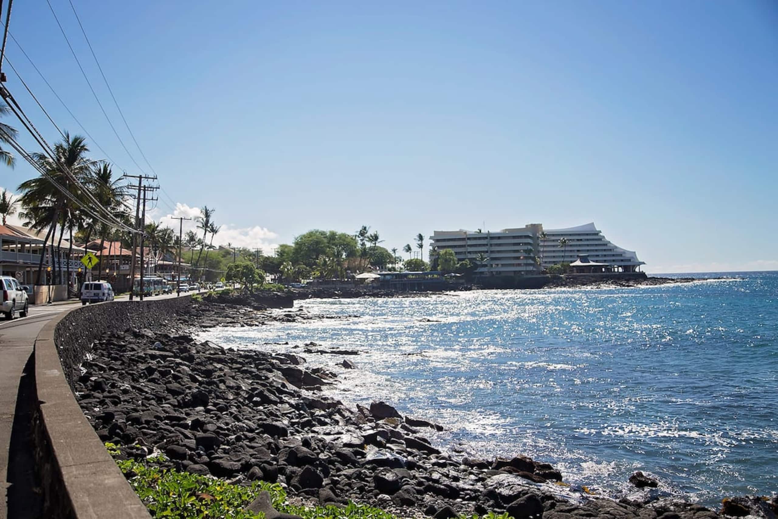 Condo in Kailua-Kona · ★4.87 · Studio · 1 bed · 1 bath - Image 27