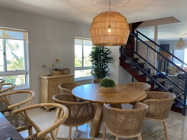 Halekai – “By the Ocean” gallery image 3