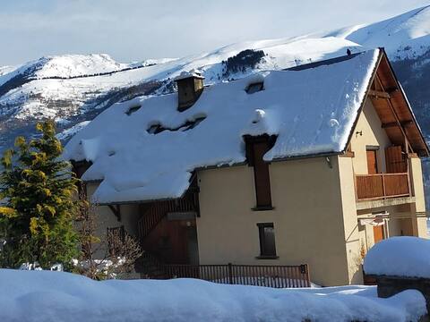Charming apartment in the Louron Valley