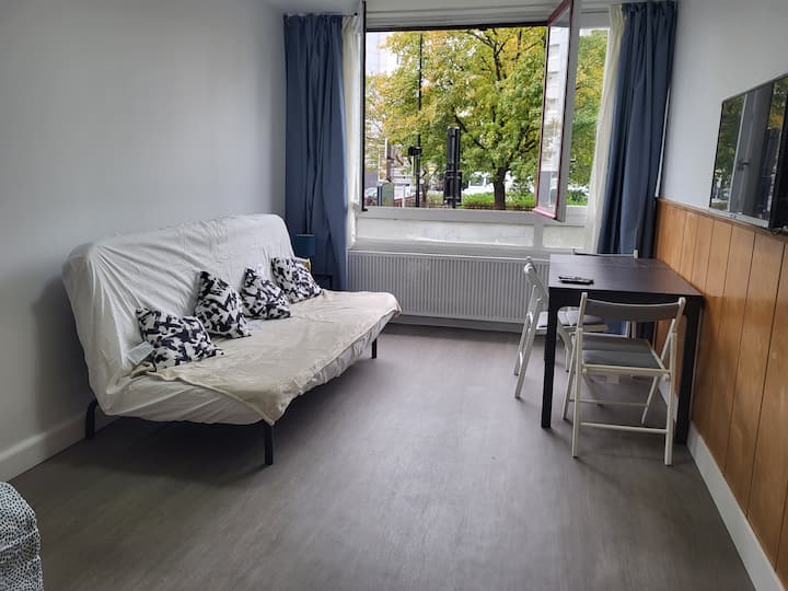 Studio Moderne à 2 Pas De Paris, Confort & Style - La Courneuve