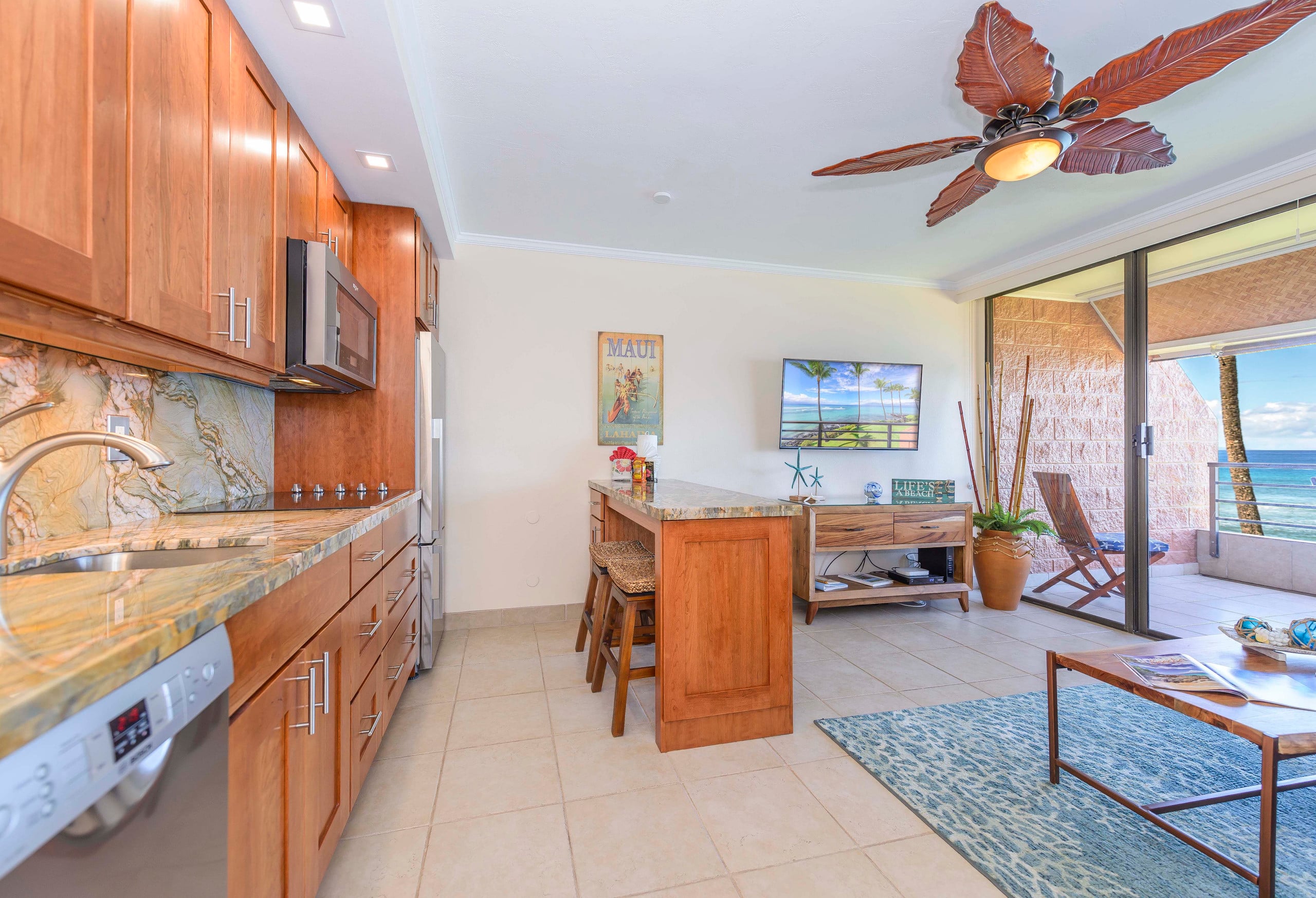 Condo in Lahaina · ★4.89 · 1 bedroom · 3 beds · 1 bath - Image 6