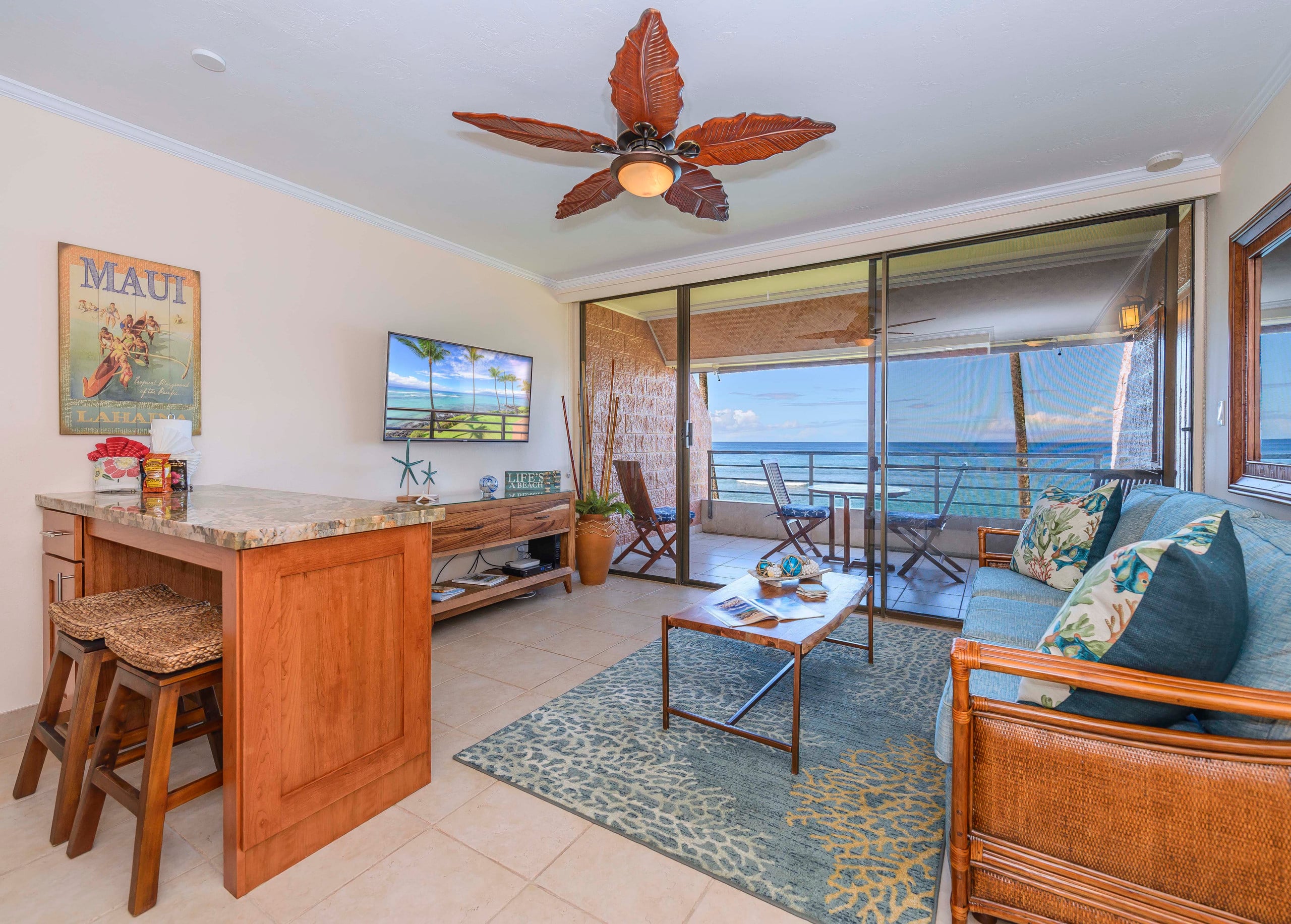 Condo in Lahaina · ★4.89 · 1 bedroom · 3 beds · 1 bath - Image 4