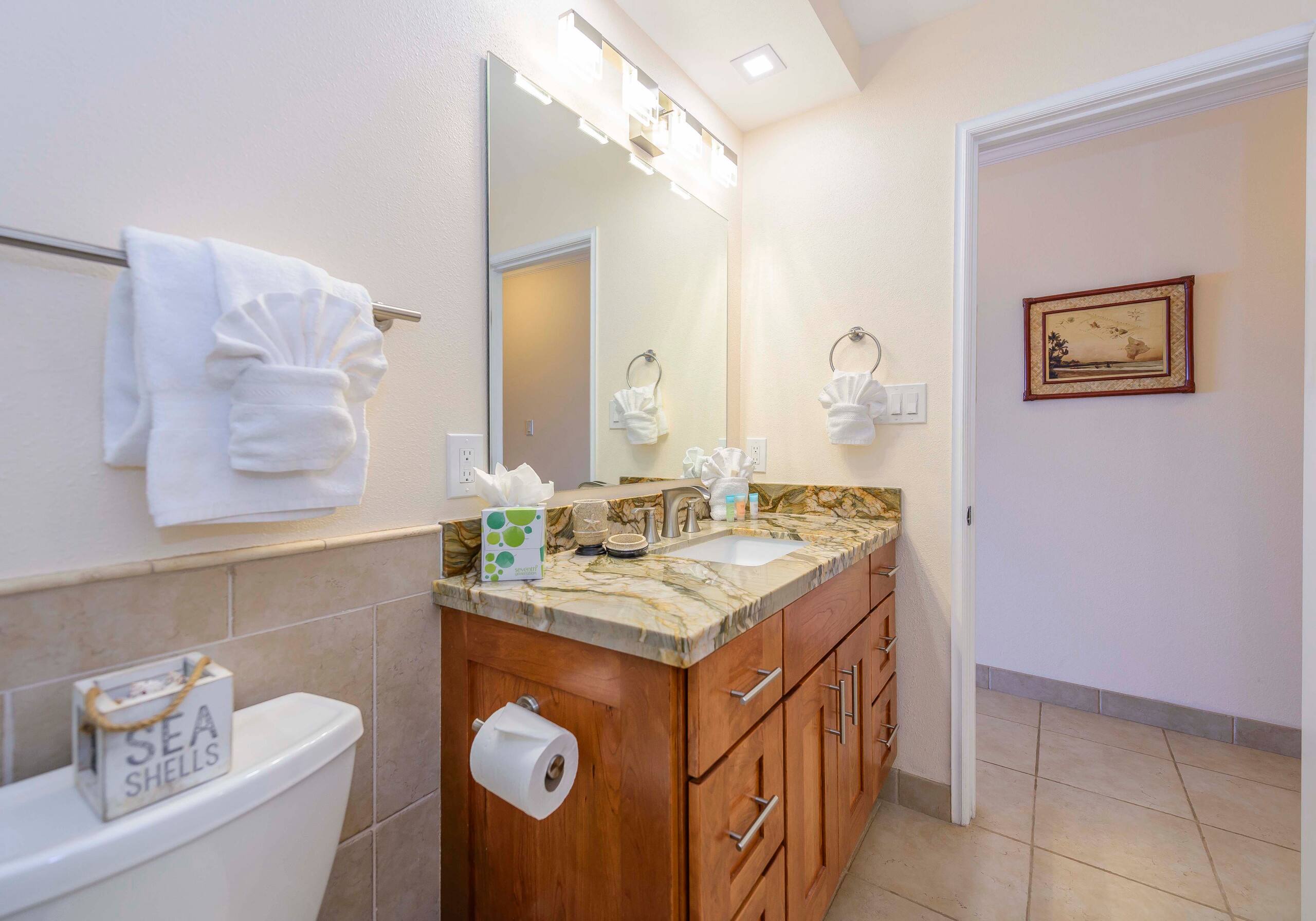 Condo in Lahaina · ★4.89 · 1 bedroom · 3 beds · 1 bath - Image 18
