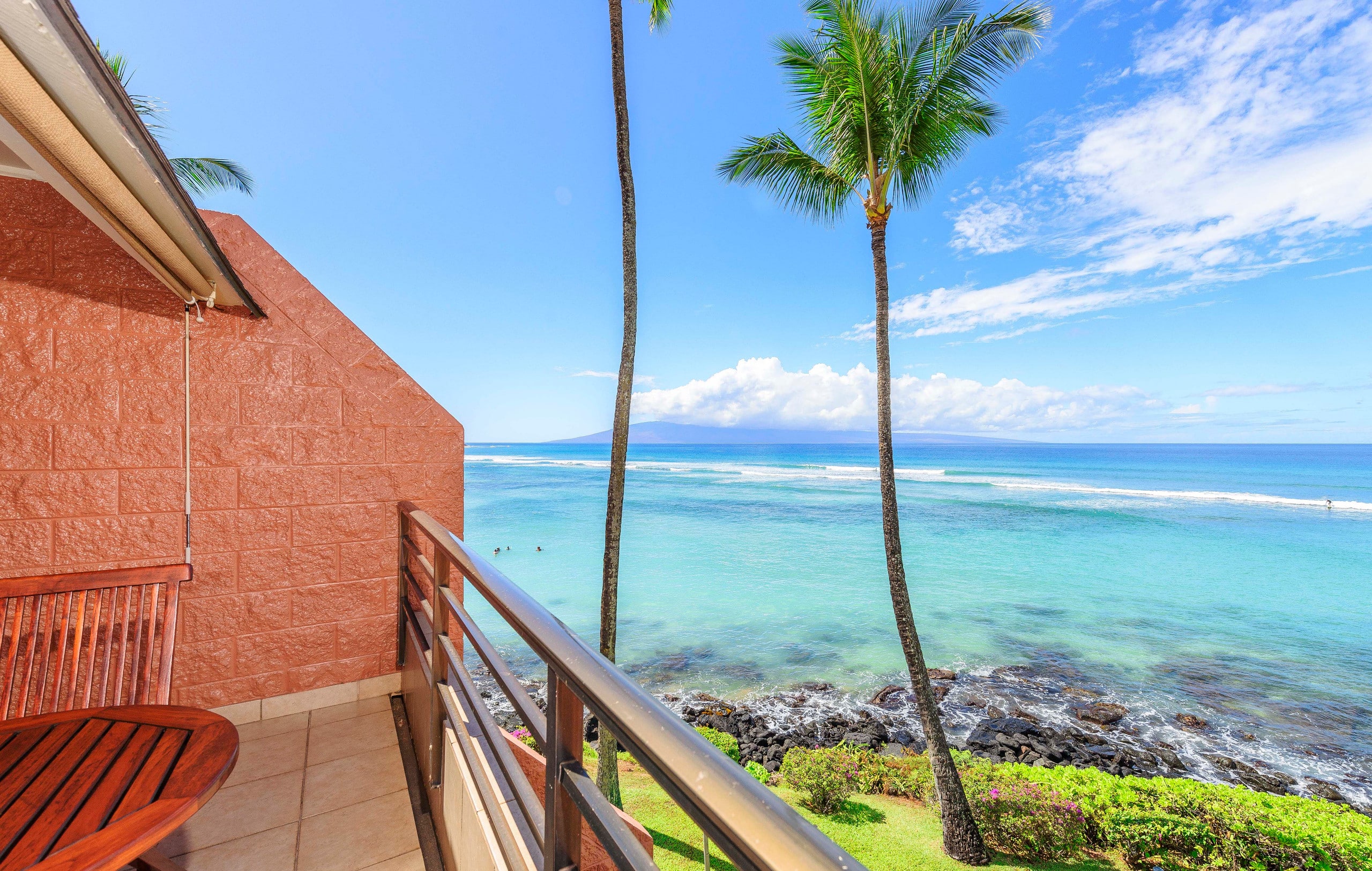 Condo in Lahaina · ★4.89 · 1 bedroom · 3 beds · 1 bath - Image 22