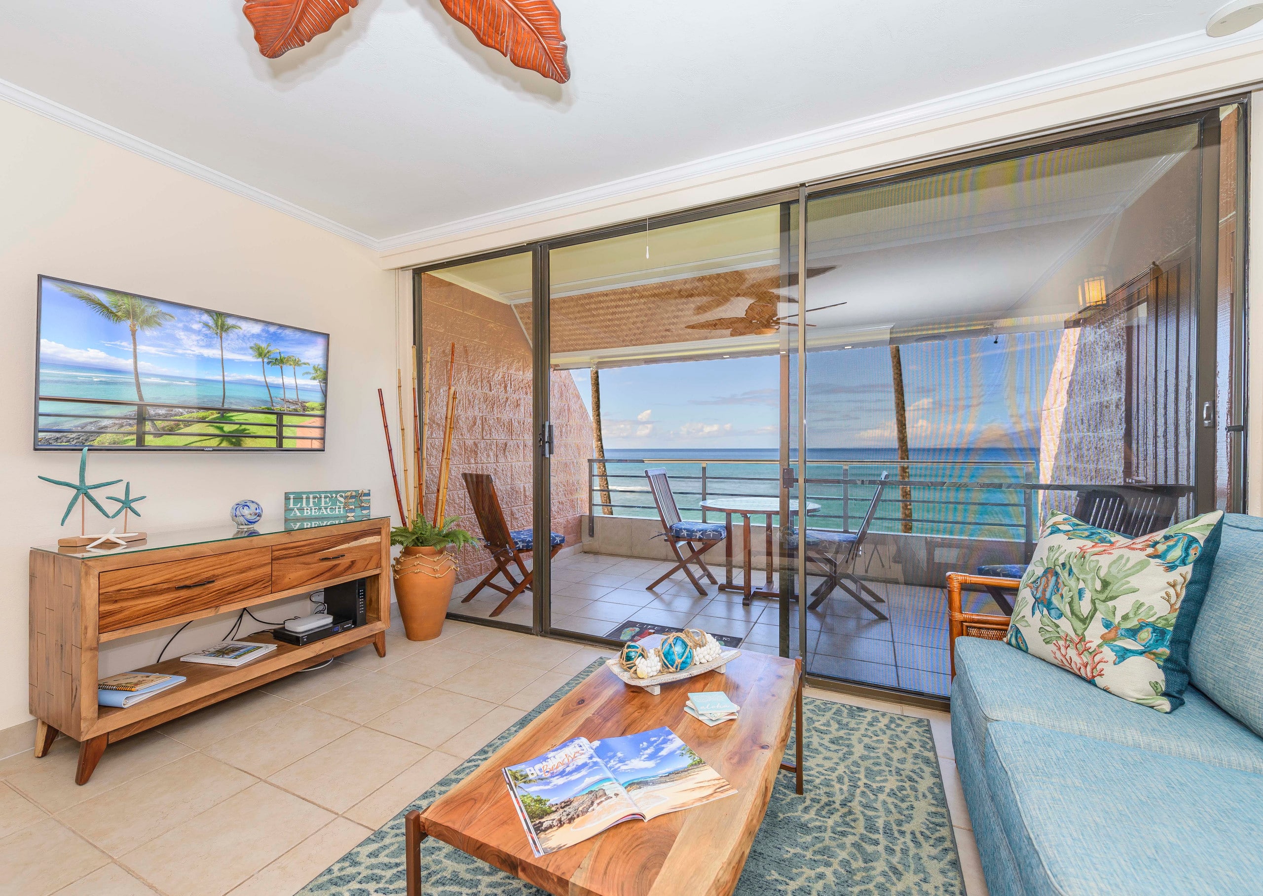 Condo in Lahaina · ★4.89 · 1 bedroom · 3 beds · 1 bath - Image 3