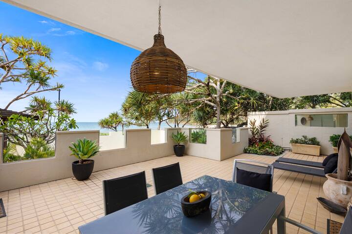 Portofino 1: Beachfront Apartment Noosa Heads gallery image 5