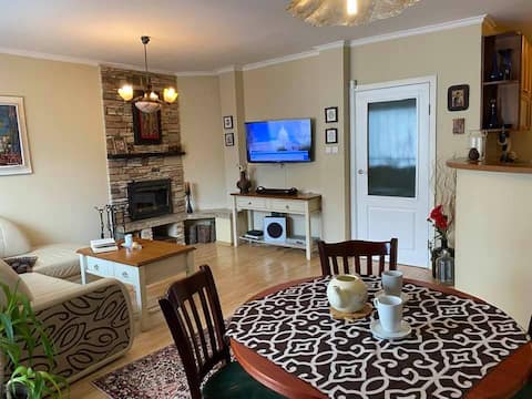 Centrally Located Charming Two Bedroom Apartment