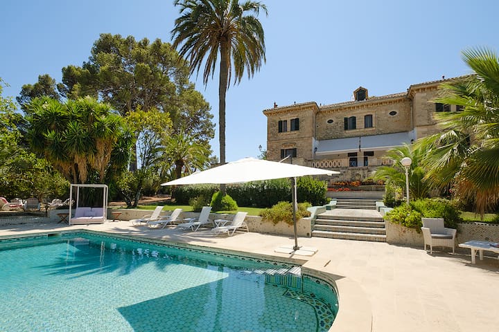 ‘Casa del Horizonte’ Villa/tennis court