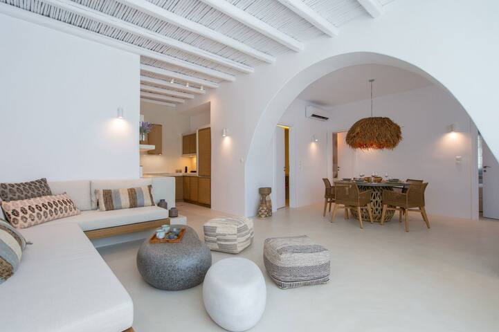 La Mer 1 gallery image 3