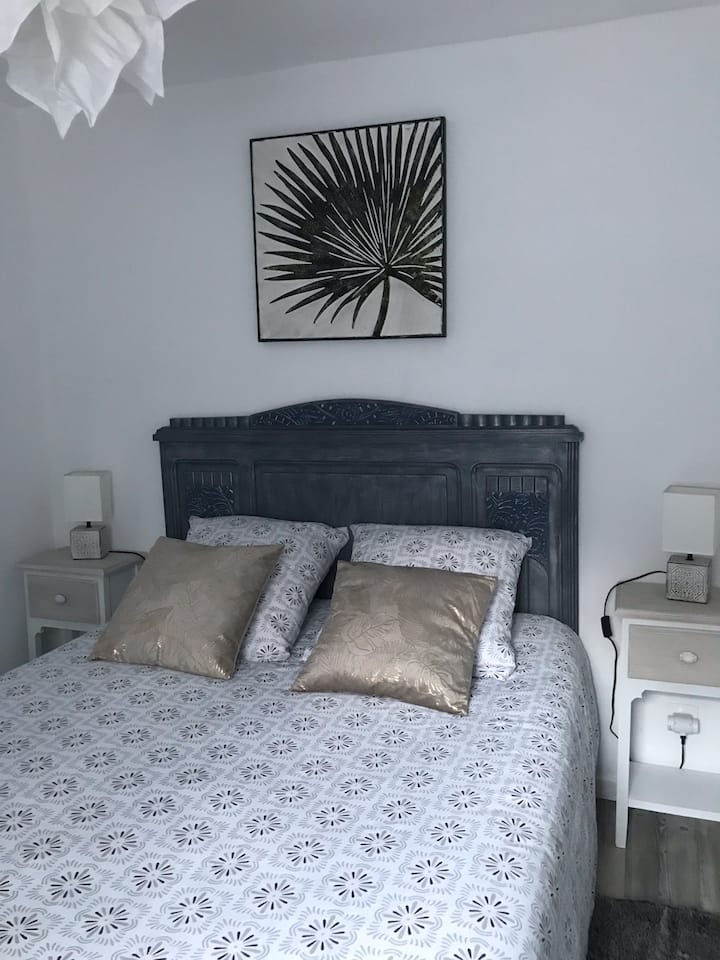 コテージベッドルーム