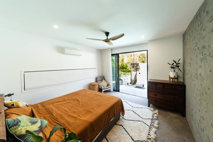 Luxury South Golden Beach Front gallery image 4