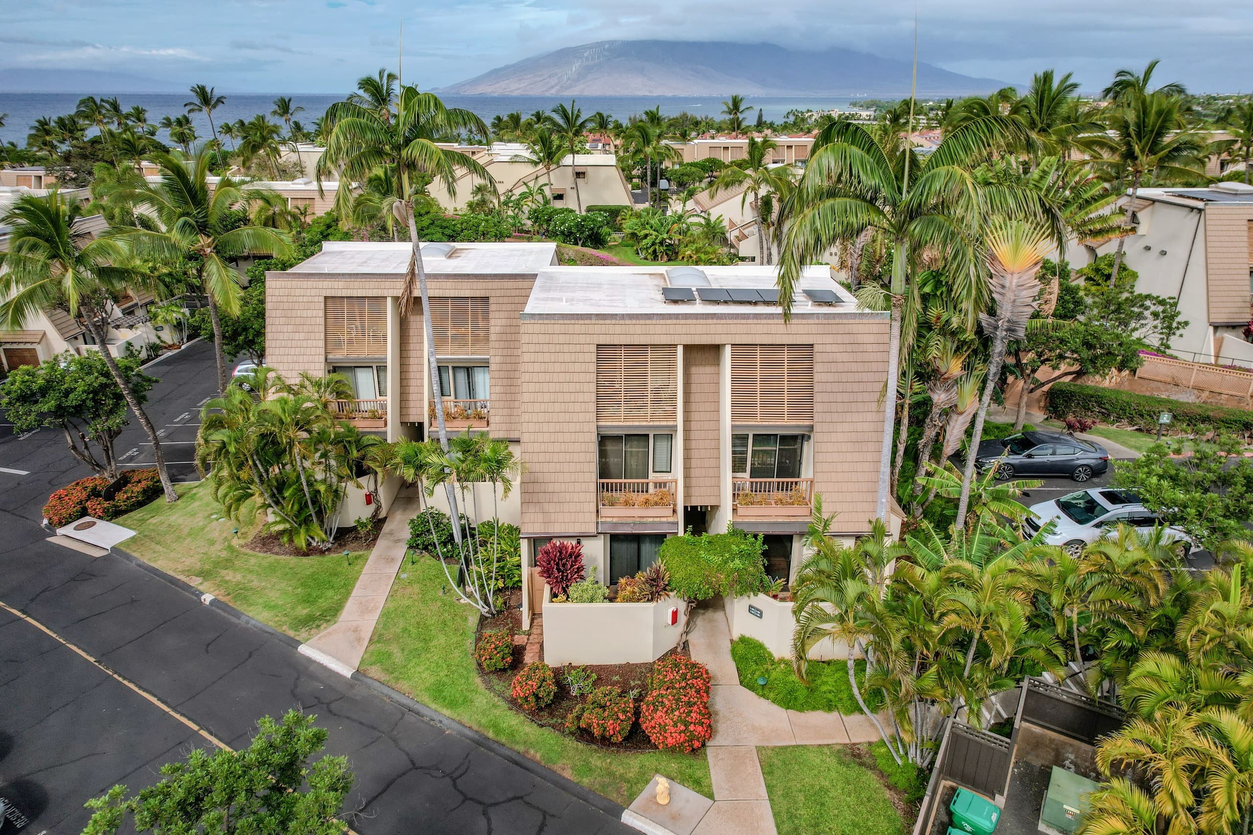 Condo in Kihei · ★4.82 · 1 bedroom · 2 beds · 2 baths - Image 42