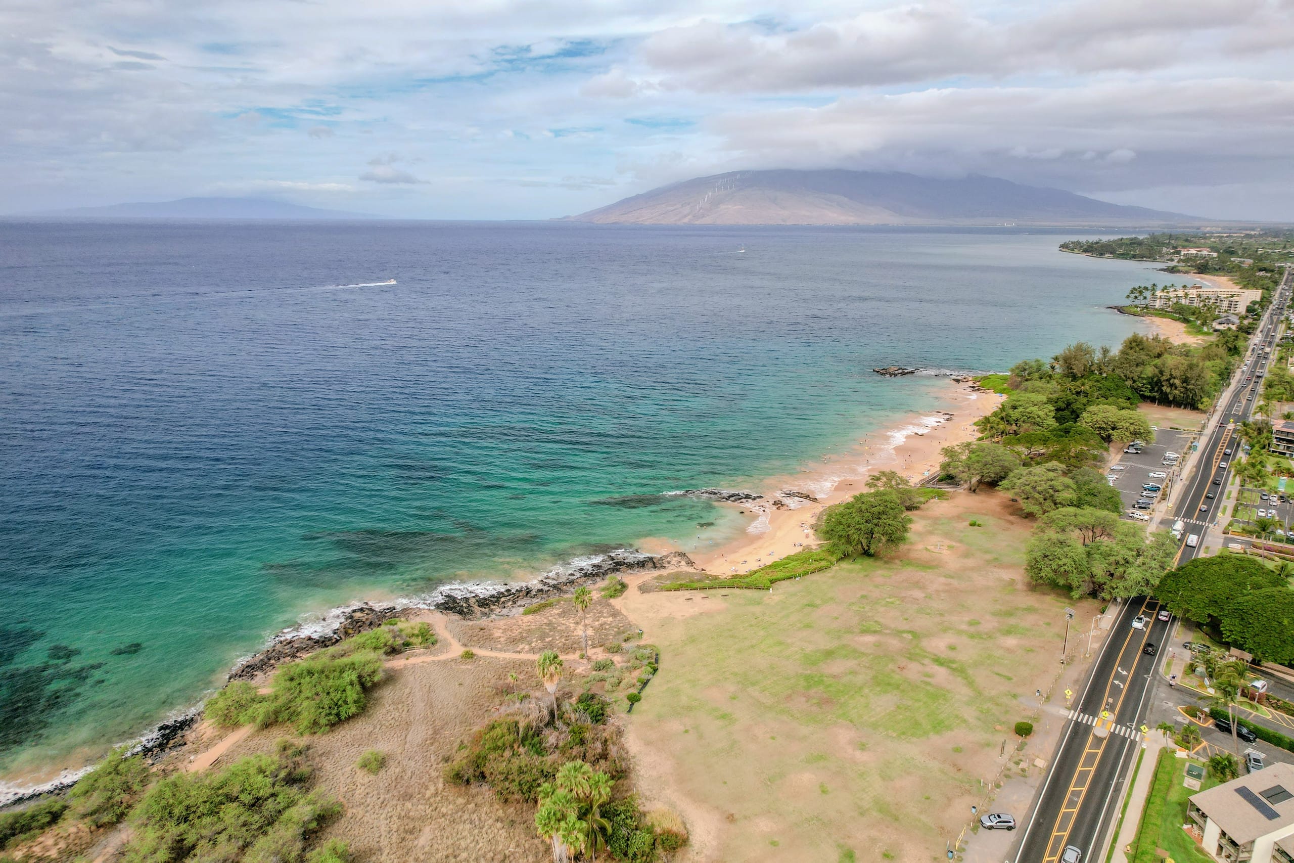 Condo in Kihei · ★4.82 · 1 bedroom · 2 beds · 2 baths - Image 29